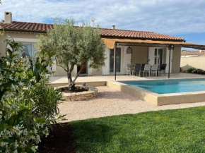 Villa provençale avec piscine